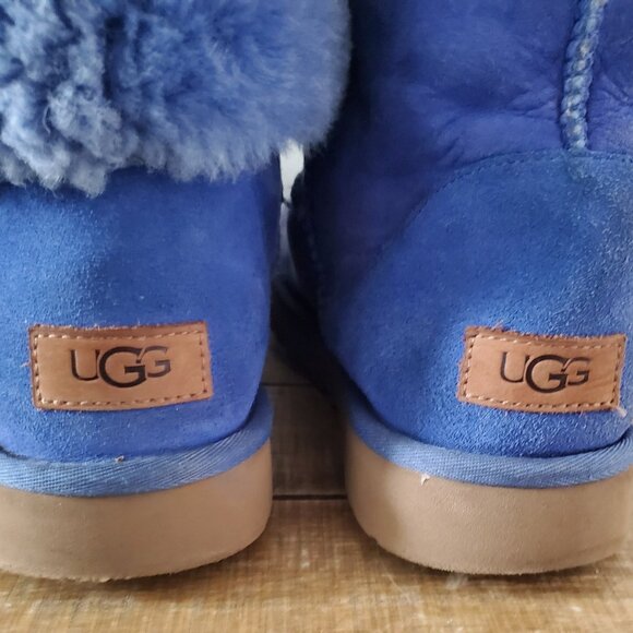 UGG Classic Short II Boot - Picture 6 of 12